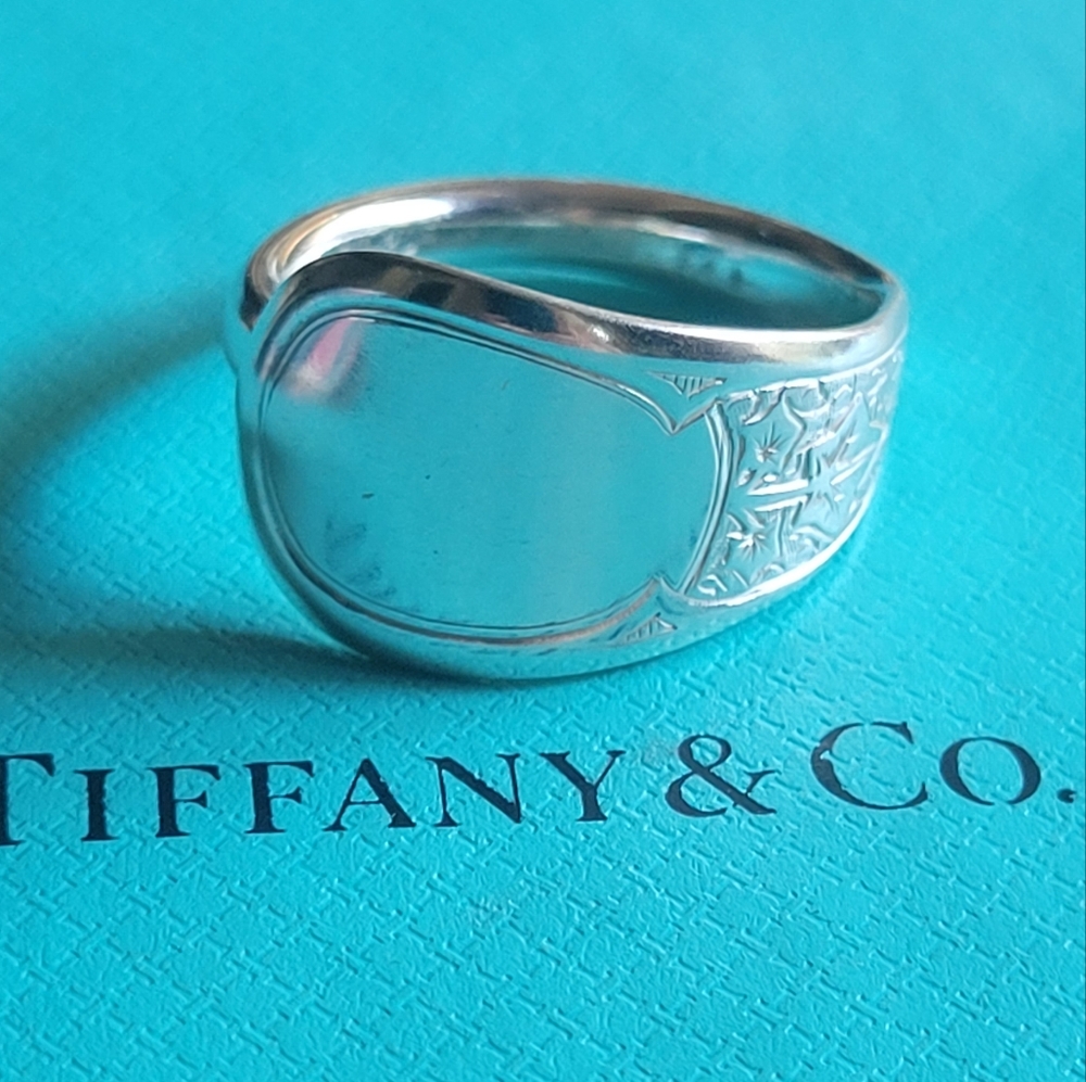 1870 Tiffany & Company Antique Ivy Spoon Ring in Sterling Silver #41 size 10